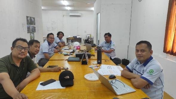 Dokumentasi Meeting Tim PT DNA MITRA TEKNIK